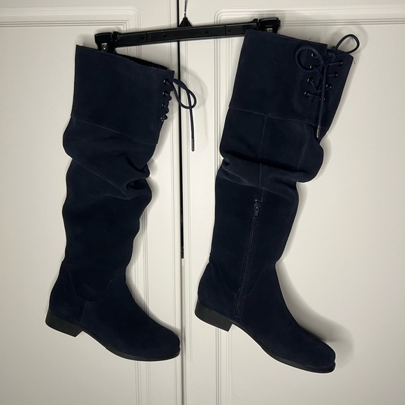 Matisse Camila Suede Tie Boots - Picture 1 of 13